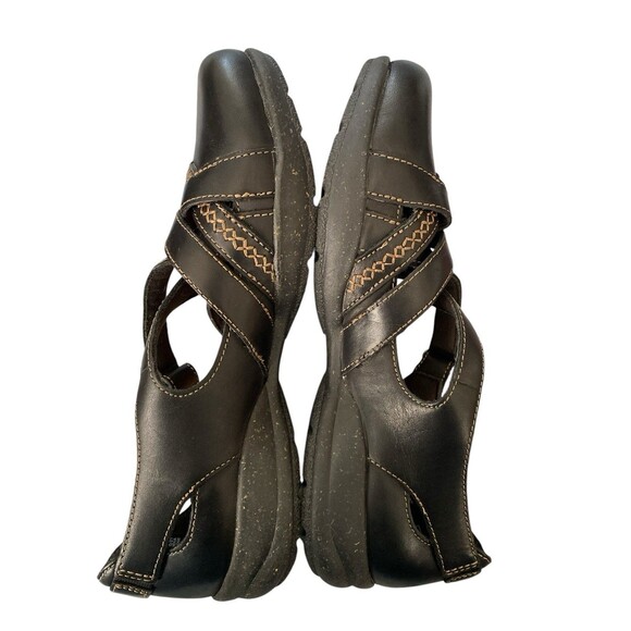 Clarks Mary Jane Slip On Shoes - Picture 5 of 12